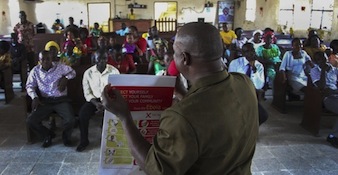 Evangélicos en Liberia se esfuerzan en combatir el ébola