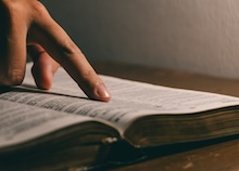 La Biblia no es suficiente
