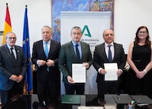 Andalucía firma un protocolo con el Consejo Evangélico Autonómico que reconoce el Monasterio de San Isidoro del Campo como referente de la Reforma