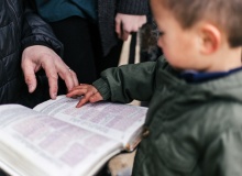 El altar olvidado: el perfume que sostiene generaciones