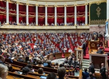 La legalización de la eutanasia, una “ruptura ética” para los cristianos franceses