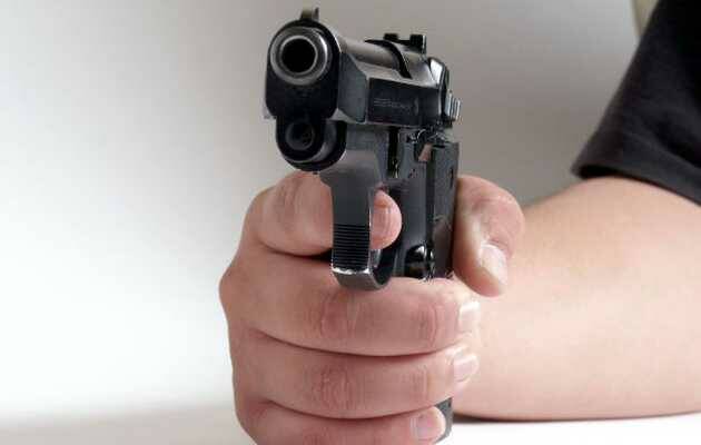 pistola,. arma