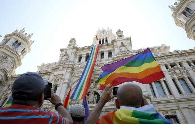 arco iris, ayuntamiento madrid