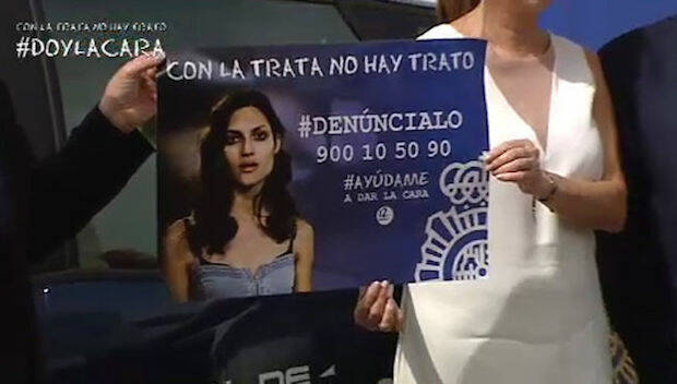 Imagen de la campaña contra la trata impulsada por la Policía y algunos medios en España. / Telecinco,