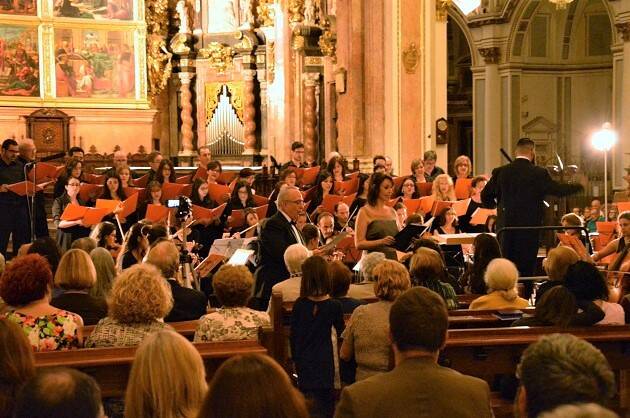 Un momento de la actuación de la Orquesta y Coro de la Reforma Protestante en la catedral de Valencia, 27 de octubre. / J. Forster,