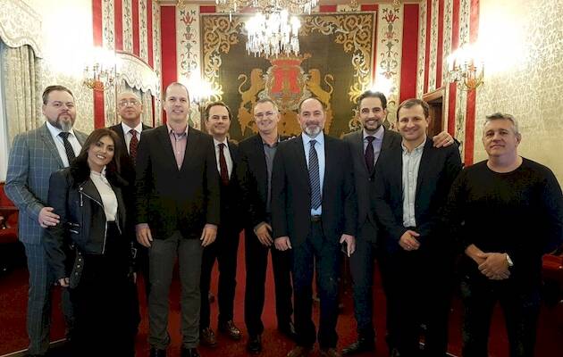 Los pastores evangélicos presentes, con Israel Cortés y el Vicepresidente de la Diputación,pastores Alicante, evangélicos Alicante