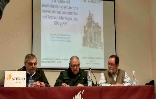 Los participantes de la conferencia. / Antonio Bonilla,
