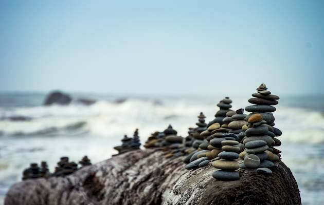 piedras equilibrio, rocas zen