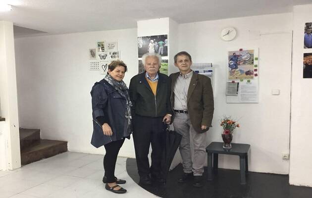 Dos de los impulsores del proyecto, Rosa Barrachina y Luis Fajardo, con Francisco Ruiz de Pablos en el centro.,