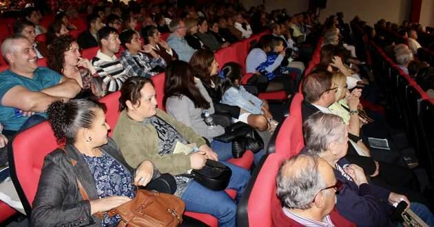 Parte de los asistentes al acto / Juanjo Bedoya,Iglesia de Cristo, 50 aniversario