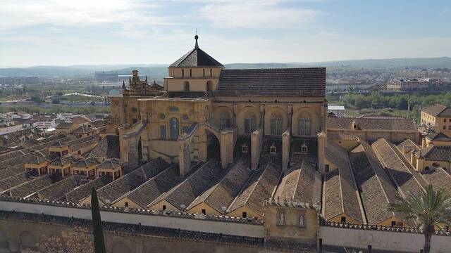 La Catedral-Mezquita de Córdoba, uno de los bienes en disputa./ Pixabay (CC0),