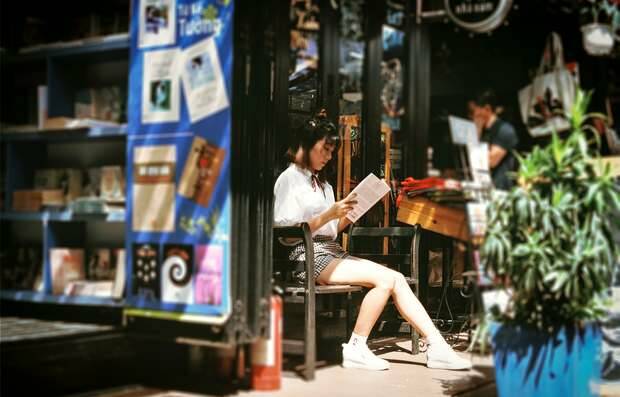 mujer leyendo, libro leer