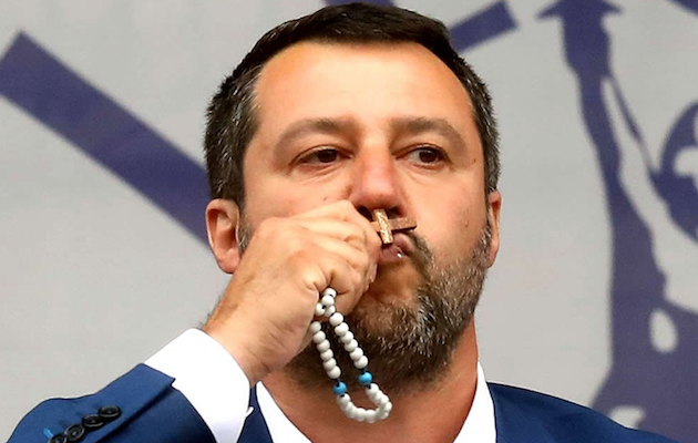 Salvini y el rosario