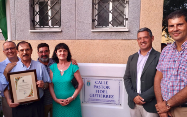 Fidel Gutiérrez ha sido homenajeado con el nombre de una calle en Rota. / FADE,