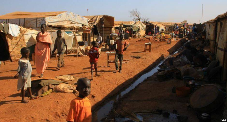 Campo de refugiados por la Guerra civil de Sudán del Sur en la región oeste de Bahr el Ghazal, en 2016. / Wikimedia Commons, J. Craig-VOA,