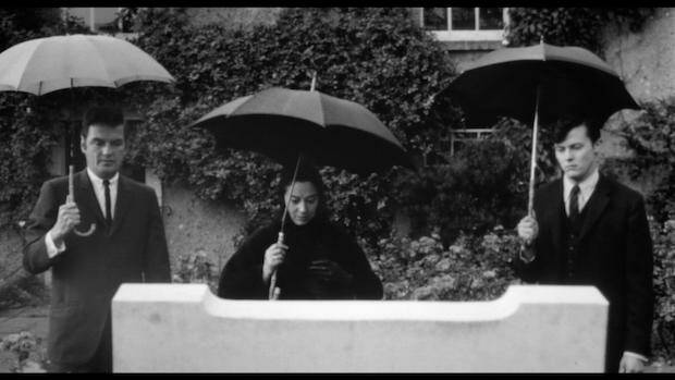 Lo interesante de 'Dementia 13' es que ya es una película precursora de la visión de la familia de 'El Padrino' como unidad criminal, fuente de luchas y lealtades pervertidas.