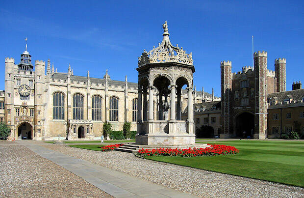Trinity College había sido fundado por Enrique VIII y era la Facultad más importante de toda Inglaterra.