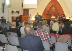 <p>
Panorámica de la conferencia. / UEBE</p>
,
