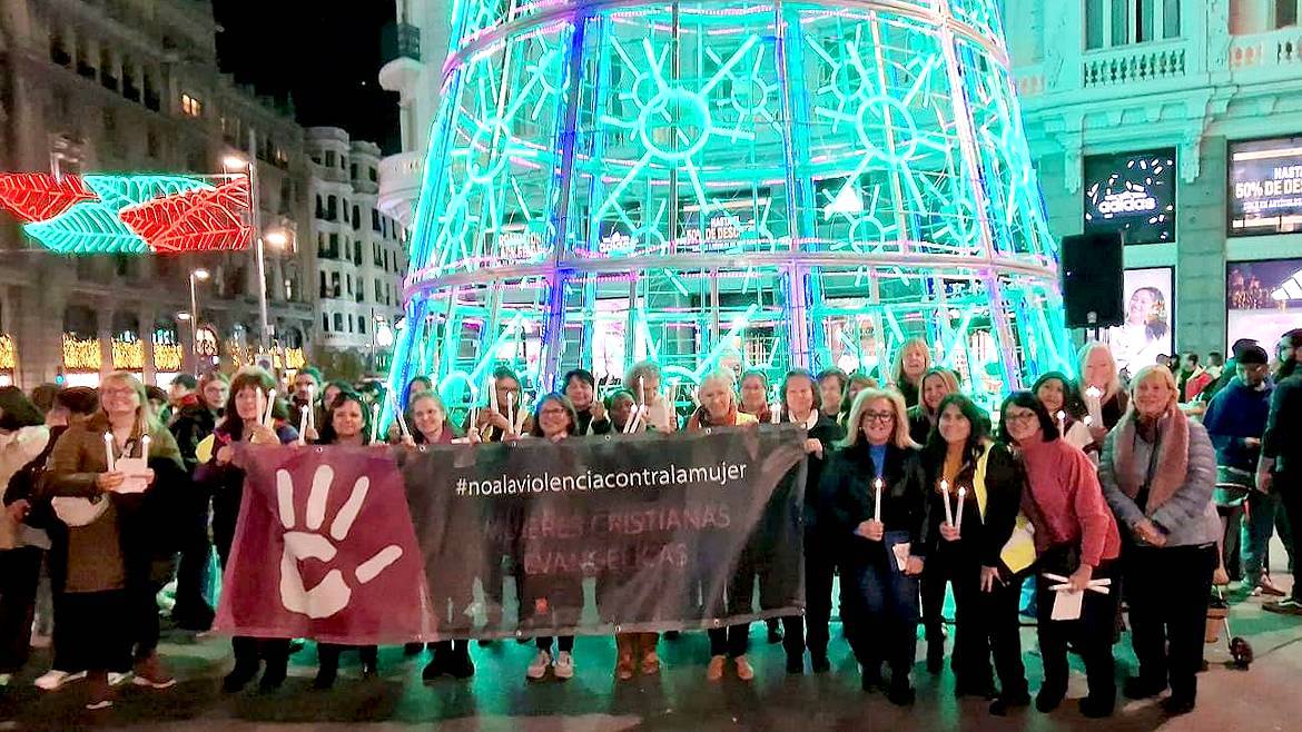 La luz de Jesús llena un 25N evangélico en la comercial Gran Vía de Madrid